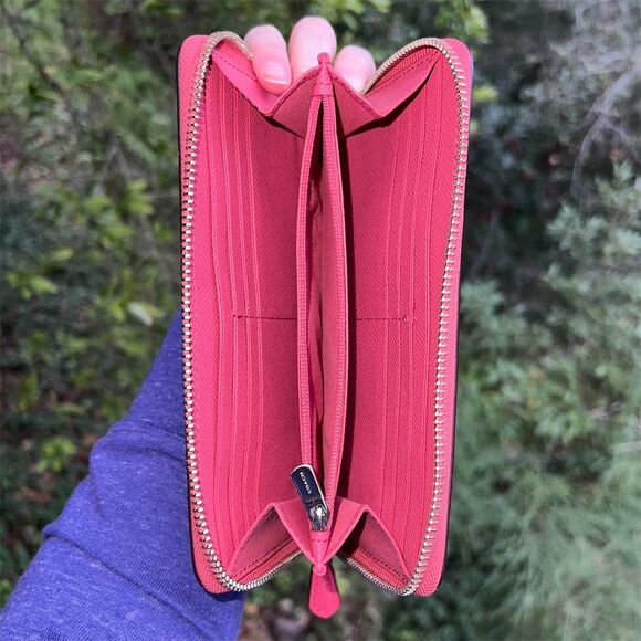 COACH Long Zip-Around Wallet Pink Embossed Leather w Gold Hardware AUTHENTIC - Picture 5 of 8